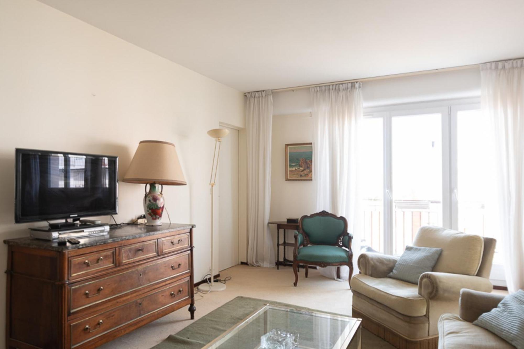 Lovely 66 M 2 Steps From The City Center Lejlighed Boulogne-Billancourt Eksteriør billede